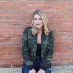 Meet your Posher, Brianna